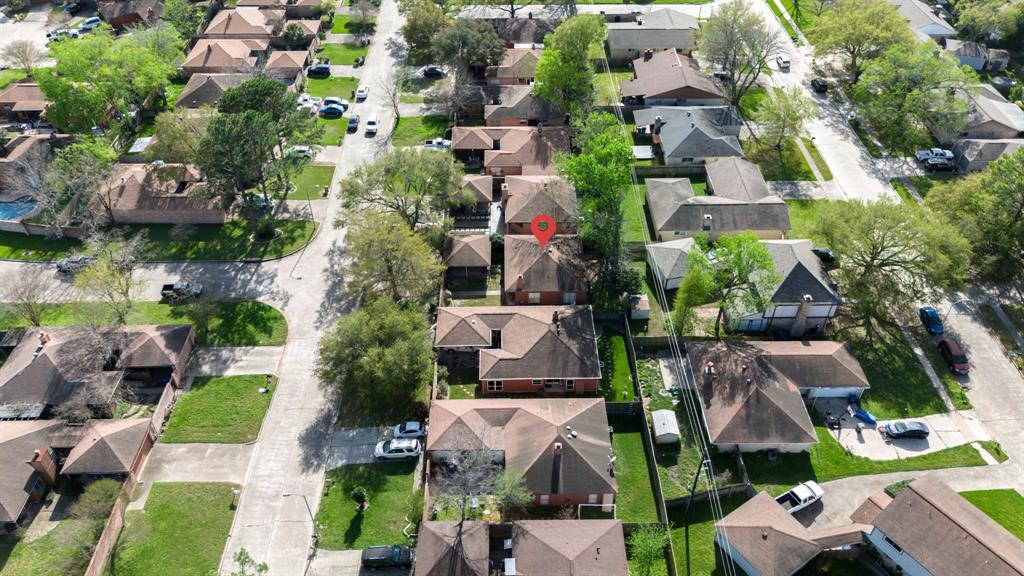 6826 Bullinger Drive, Spring, Texas image 27