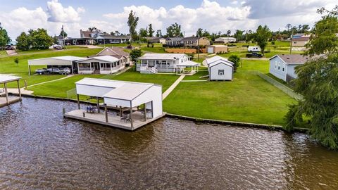 A home in Onalaska