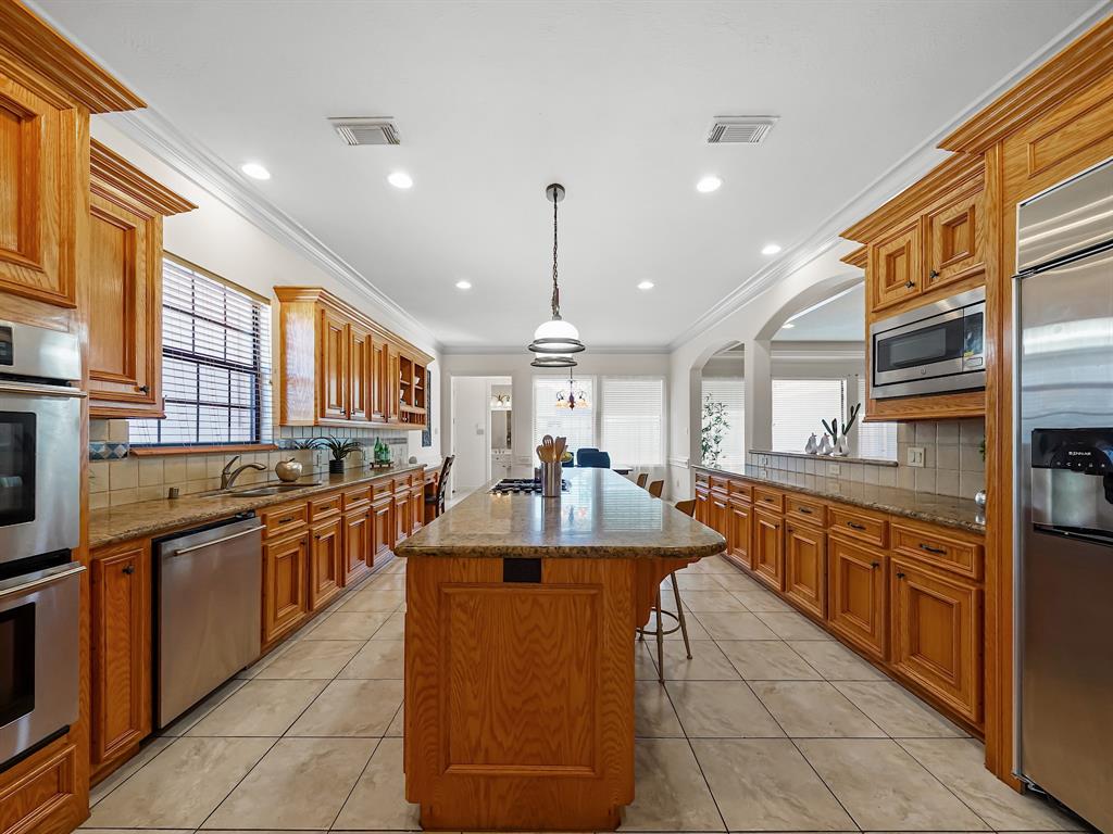 6914 Sandwedge Point Court, Spring, Texas image 20