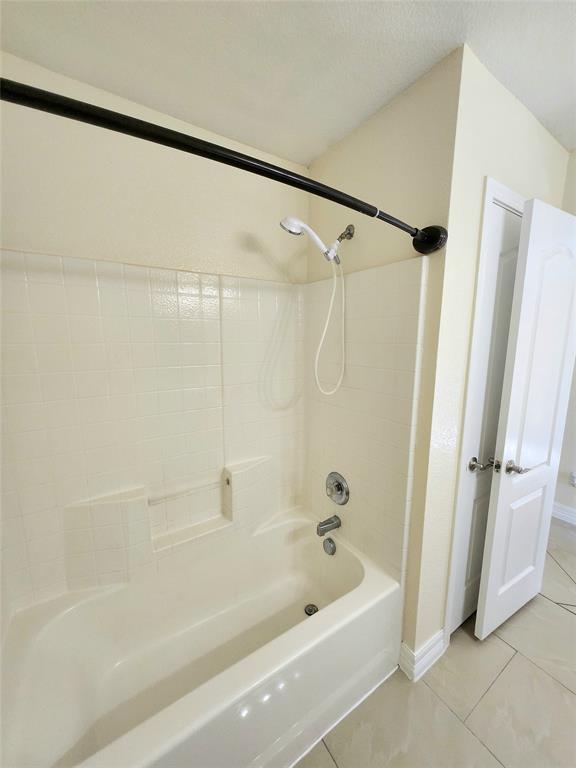 12229 Hunters Knoll Drive, Fort Worth, Texas image 26