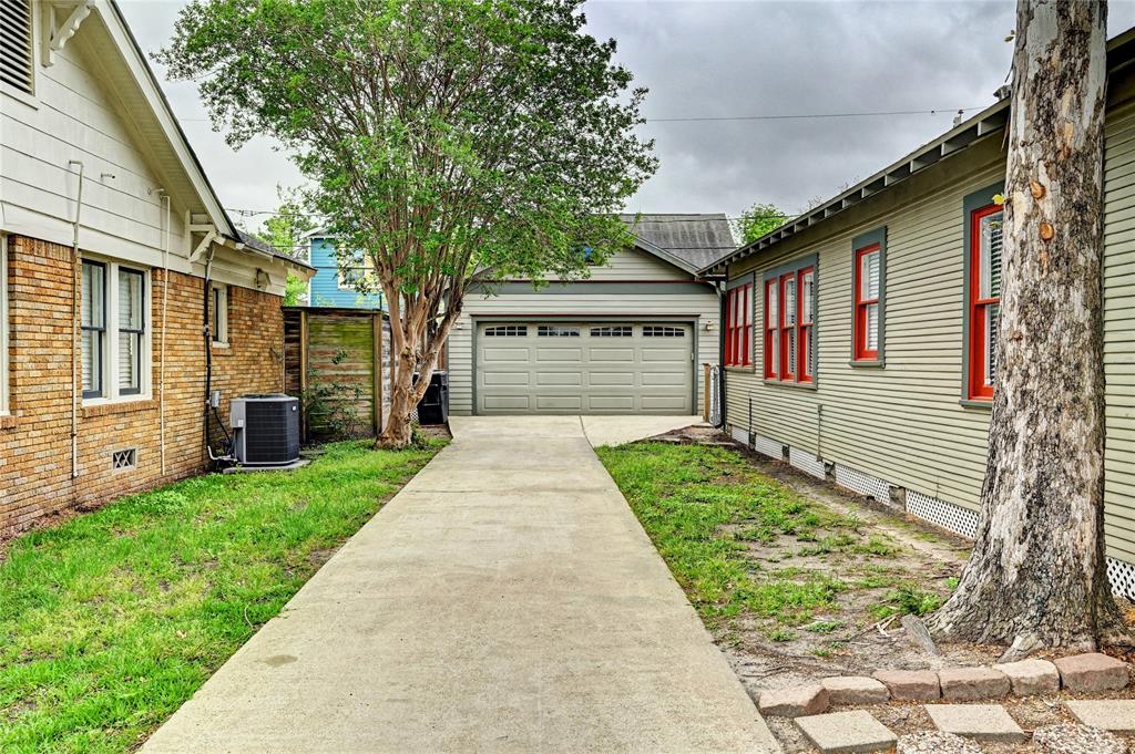 932 W Temple Street, Houston, Texas image 28