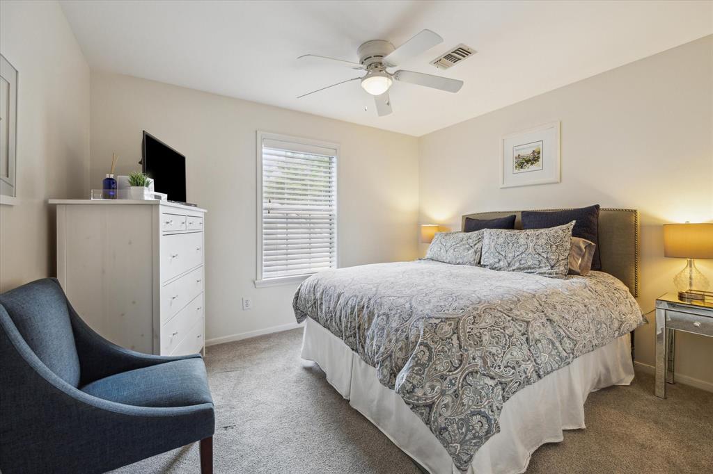 6010 Kirby Drive, Houston, Texas image 25