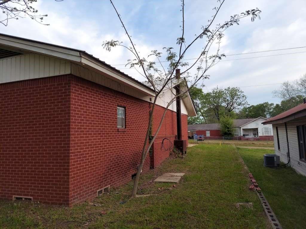 505 W Frazior Street, Linden, Texas image 8