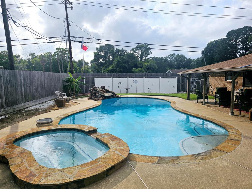 904 S 22nd Street, Nederland, Texas image 21