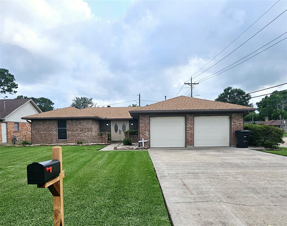 904 S 22nd Street, Nederland, Texas image 1