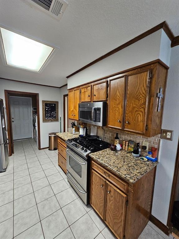 904 S 22nd Street, Nederland, Texas image 7