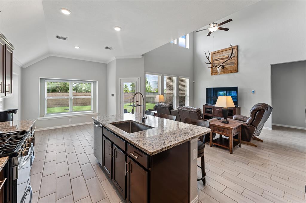 19011 Whistling Duck Drive, Cypress, Texas image 10