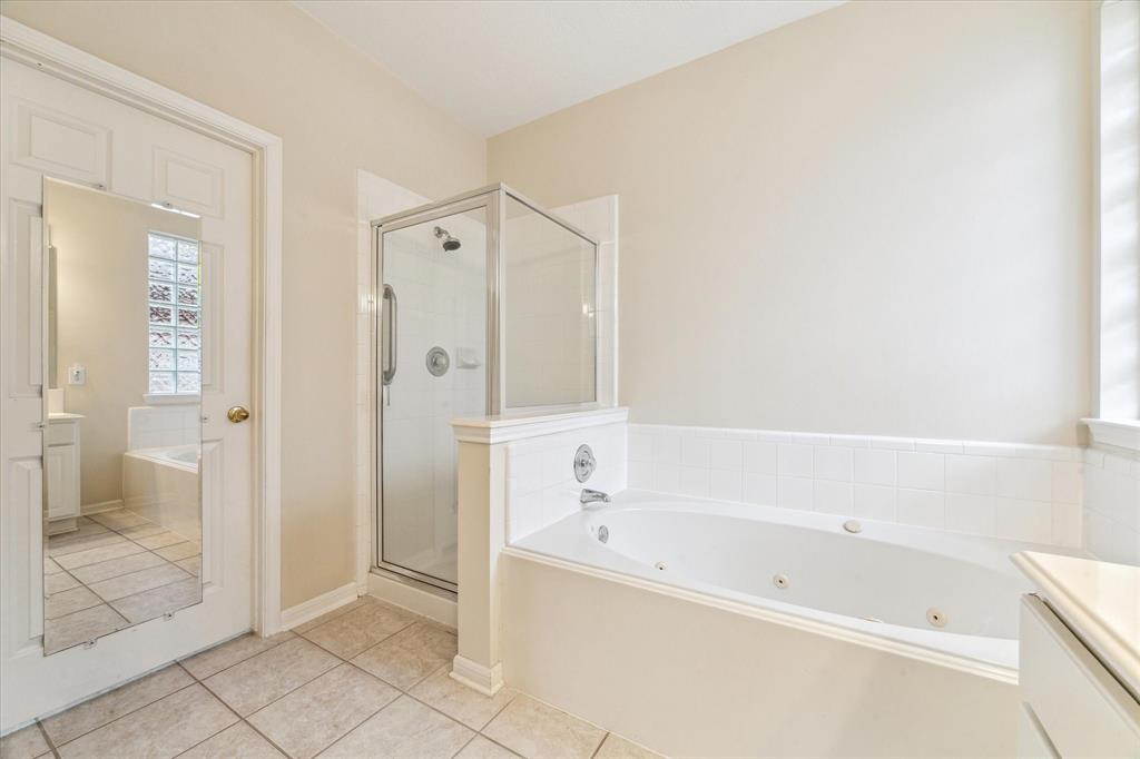 3301 English Oaks Boulevard, Pearland, Texas image 19