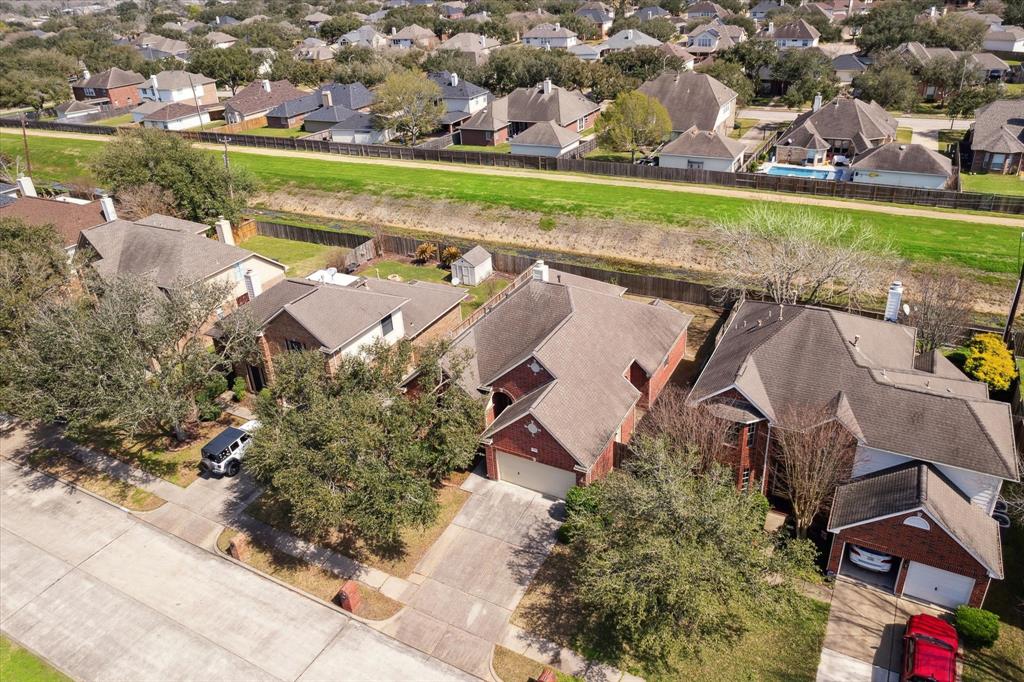 3301 English Oaks Boulevard, Pearland, Texas image 34