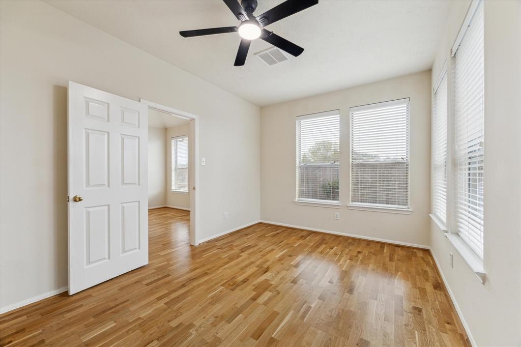 3301 English Oaks Boulevard, Pearland, Texas image 12