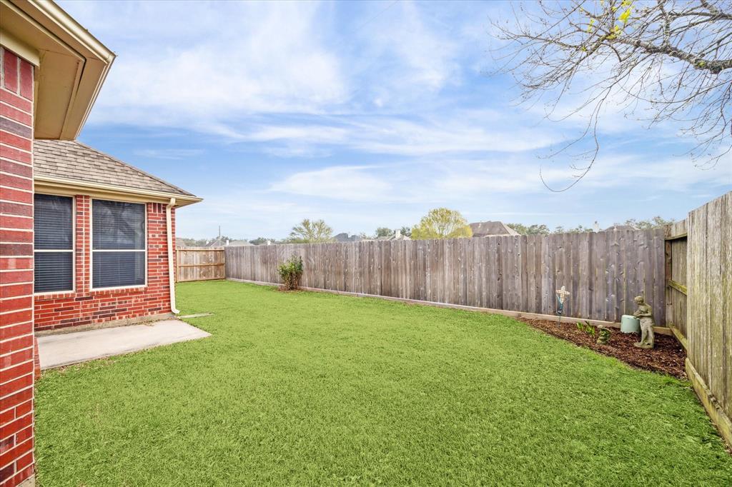 3301 English Oaks Boulevard, Pearland, Texas image 26
