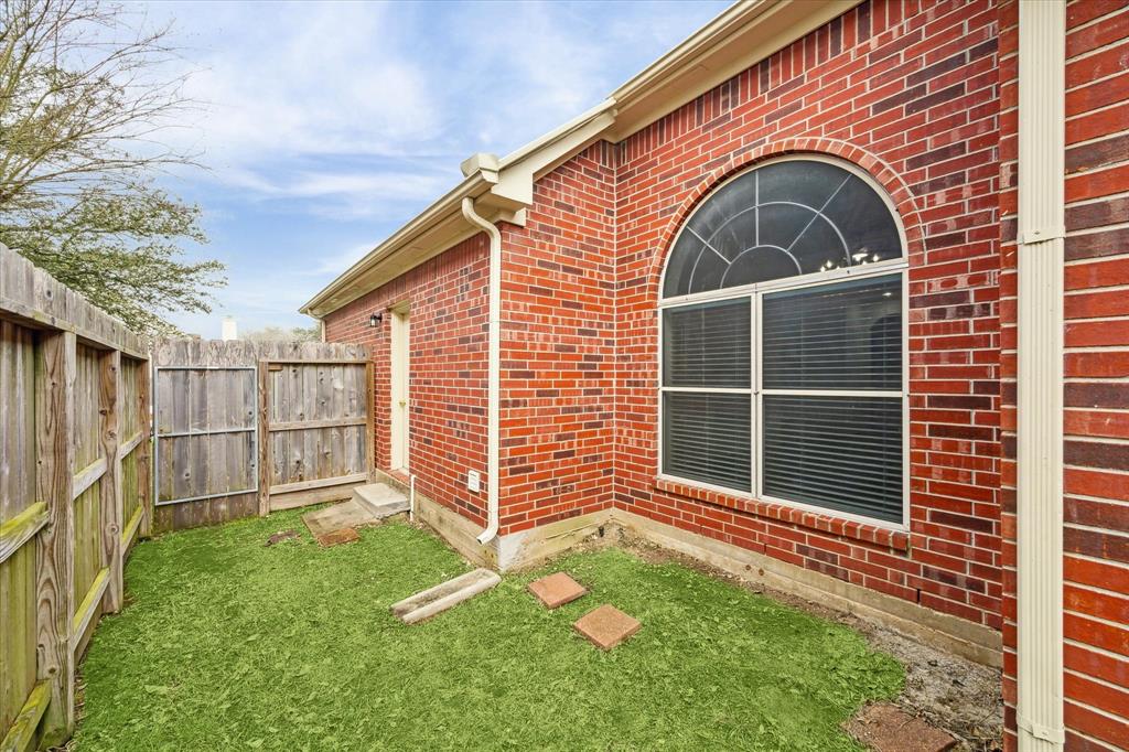 3301 English Oaks Boulevard, Pearland, Texas image 25