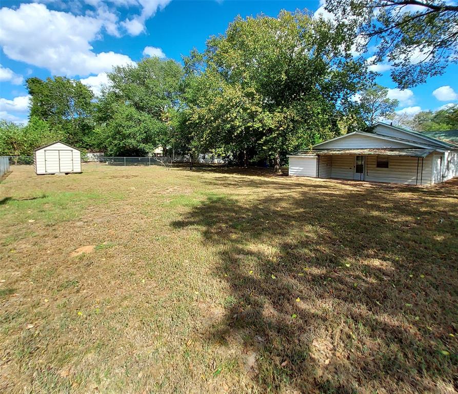 305 Sycamore Street, Grapeland, Texas image 38