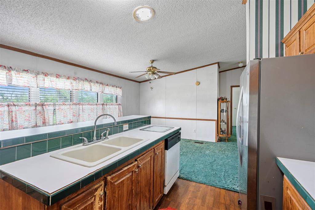 1001 E Stroker Road, Crosby, Texas image 6