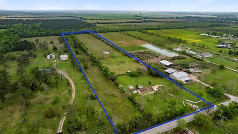 1001 E Stroker Road Crosby TX 77532
