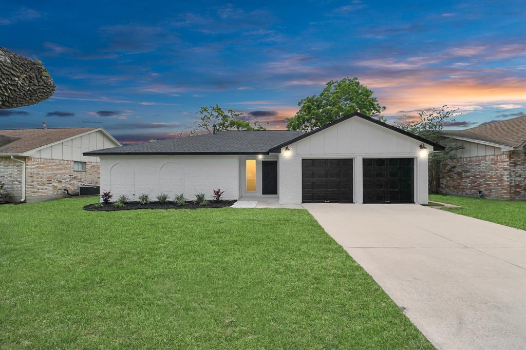 1502 Sierra Drive, Baytown, Texas image 2