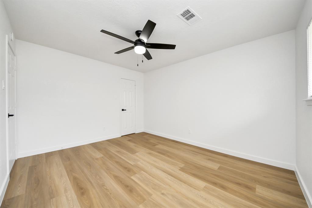 1502 Sierra Drive, Baytown, Texas image 31