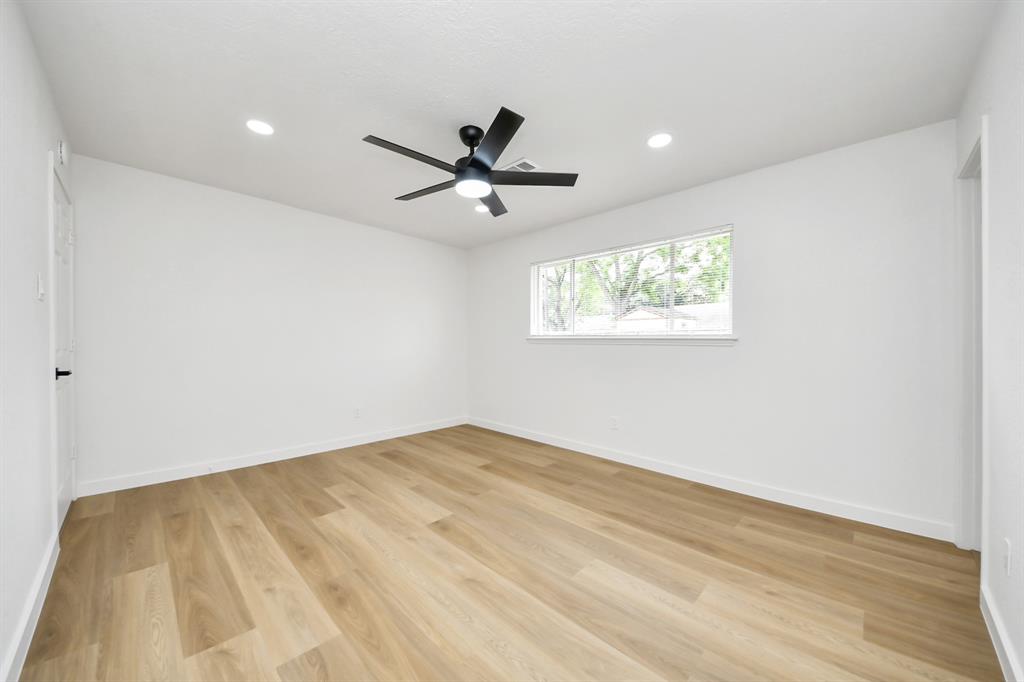 1502 Sierra Drive, Baytown, Texas image 17