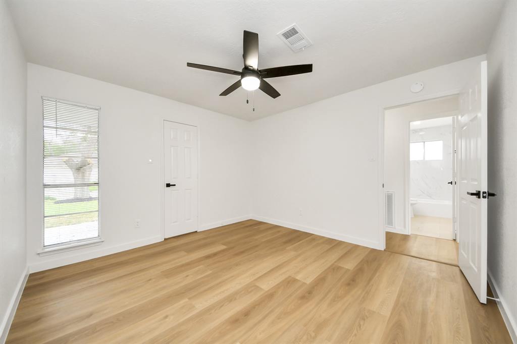 1502 Sierra Drive, Baytown, Texas image 25