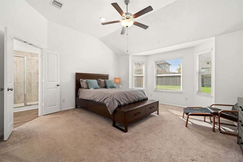 9315 Clearwater Bluff Lane, Houston, Texas image 15