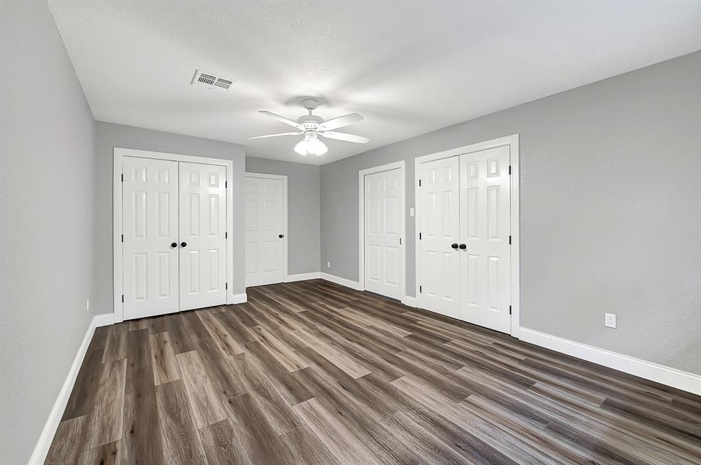 611 Sycamore Drive, Conroe, Texas image 27
