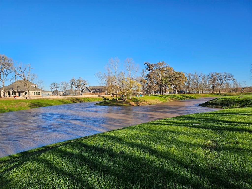 32710 Fly Fish Way Way, Fulshear, Texas image 13