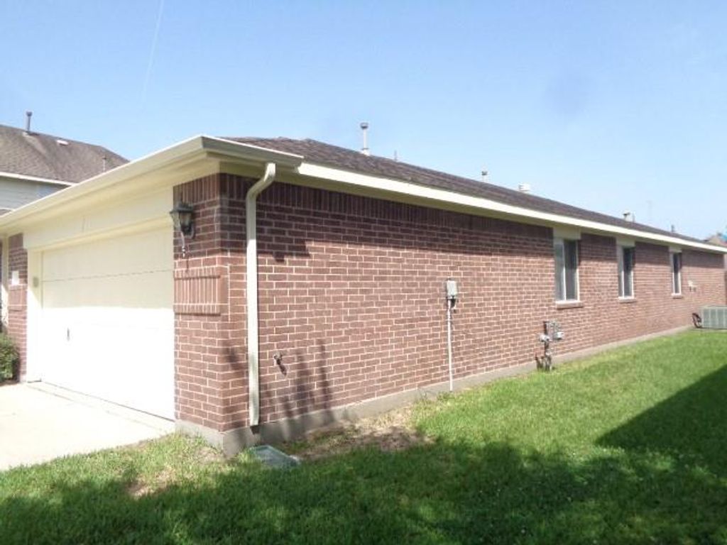 Photo of 21399 Forest Colony Drive, Porter, TX 77365 (MLS # 96414050)