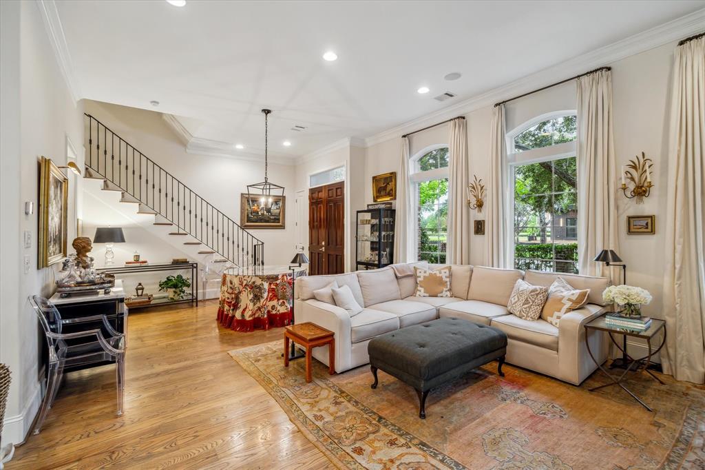 1126 Lake Pointe Parkway
