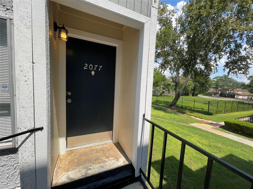 781 Country Place Drive #2077, Houston, Texas image 2