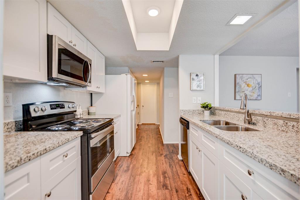 781 Country Place Drive #2077, Houston, Texas image 1