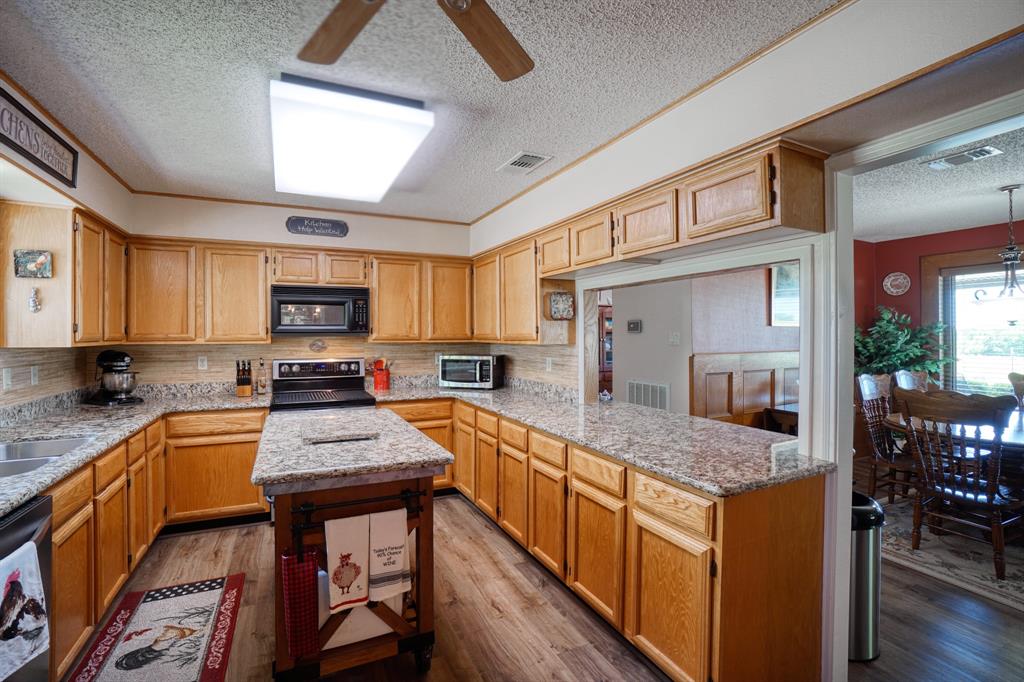 2850 Farm To Market 2, Navasota, Texas image 8