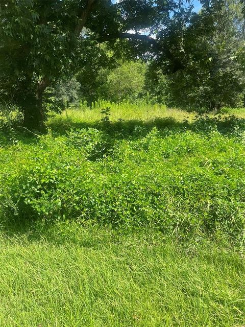 Vacant Land For Sale - 1001 Avenue E<br/> Conroe, TX 77301