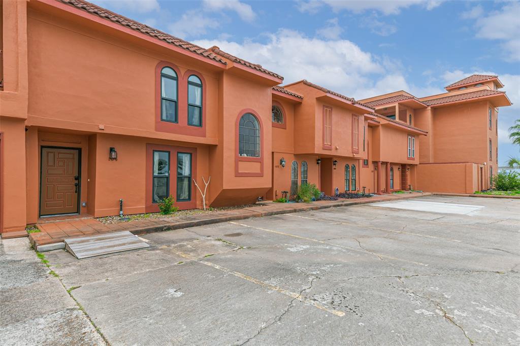 411 Sailfish Street #104, Freeport, Texas image 2