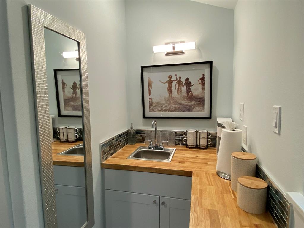 2110 49th Street, Galveston, Texas image 43
