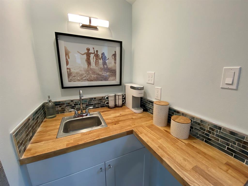 2110 49th Street, Galveston, Texas image 45