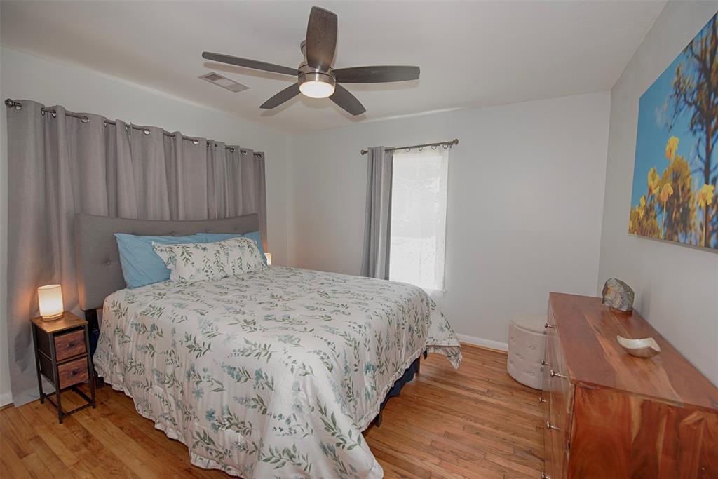 2110 49th Street, Galveston, Texas image 16