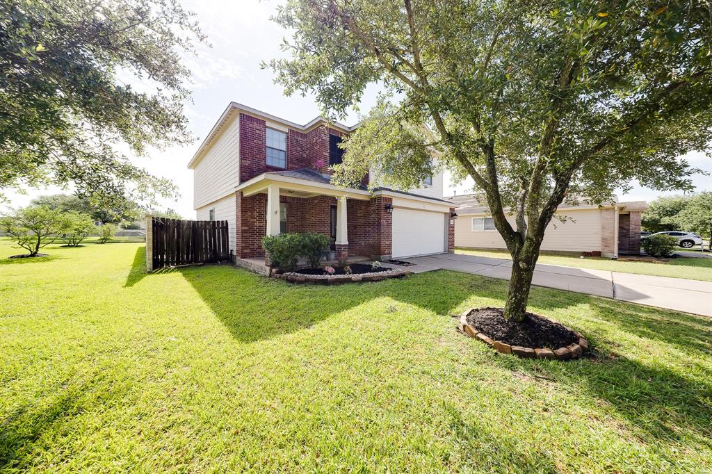 8106 Sweetstone Bluff Lane, Cypress, Texas image 9