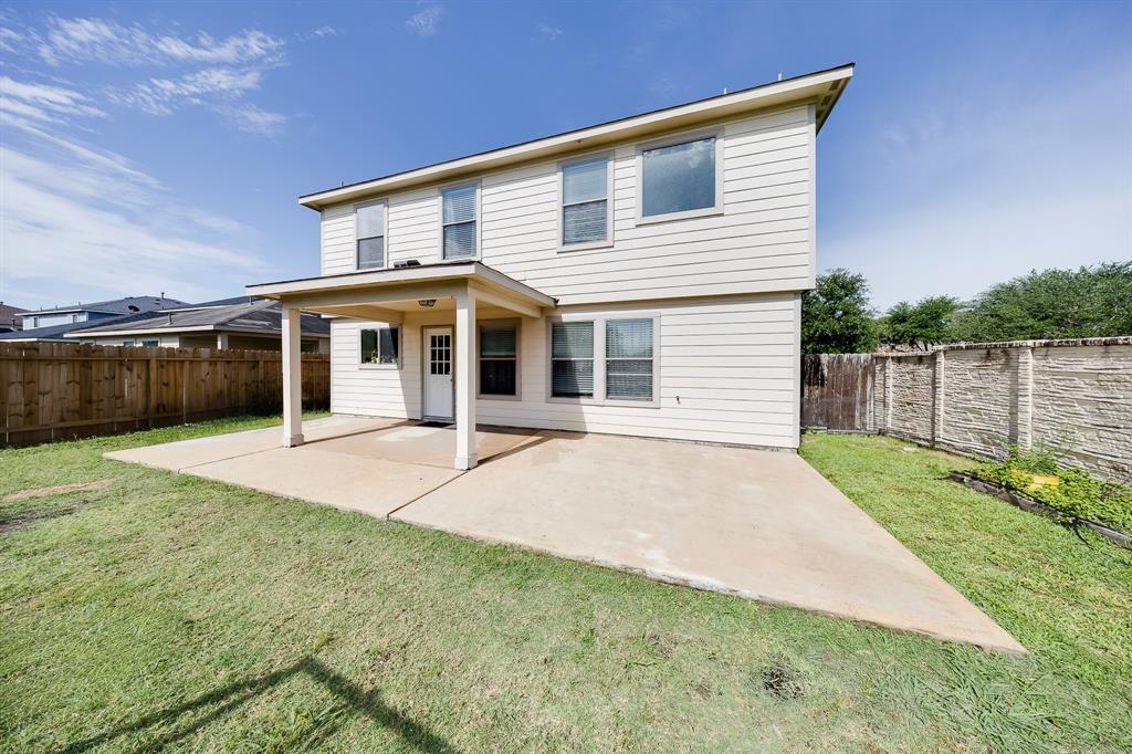 8106 Sweetstone Bluff Lane, Cypress, Texas image 35