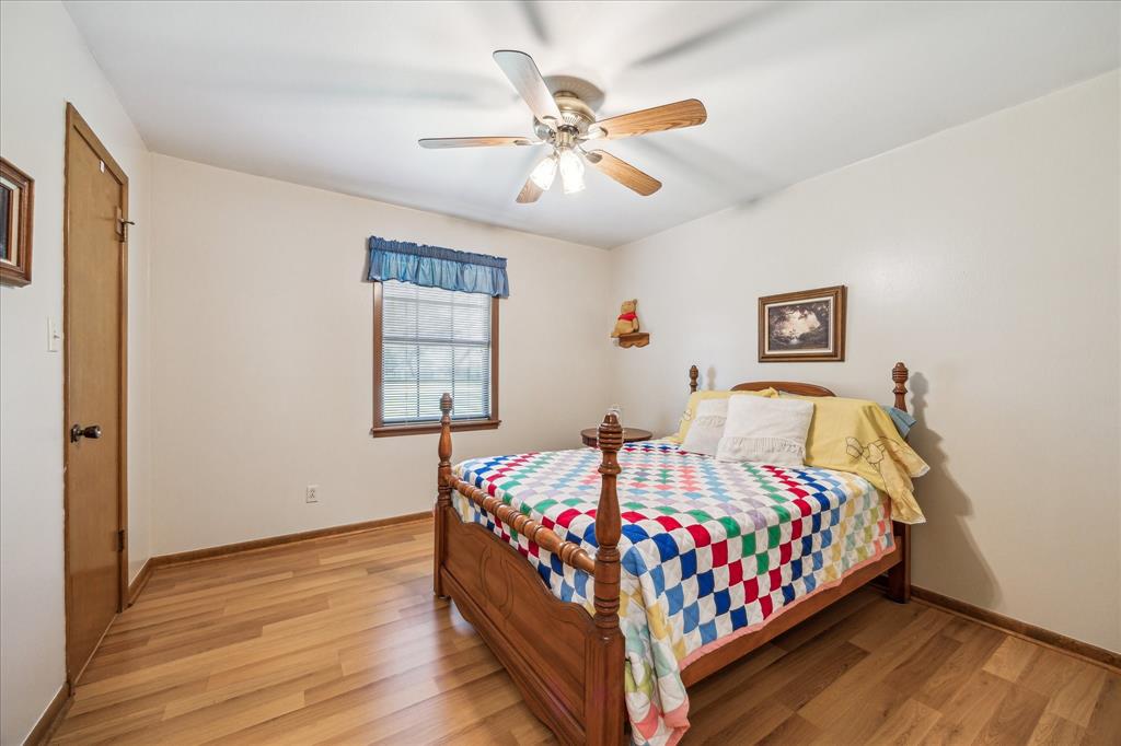 3511 Quail Circle, Sealy, Texas image 11