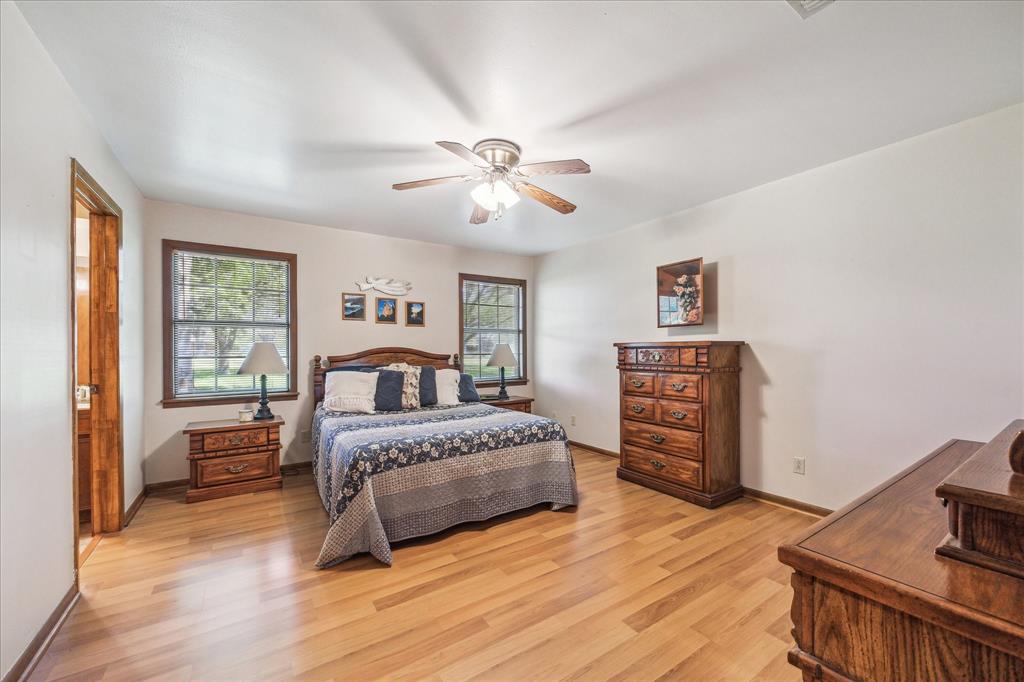 3511 Quail Circle, Sealy, Texas image 8