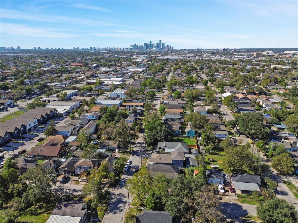7045 Avenue O, Houston, Texas image 3