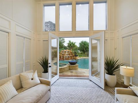 Photo of 7702 Antoine Drive, Houston, TX 77088 (MLS # 21089120)