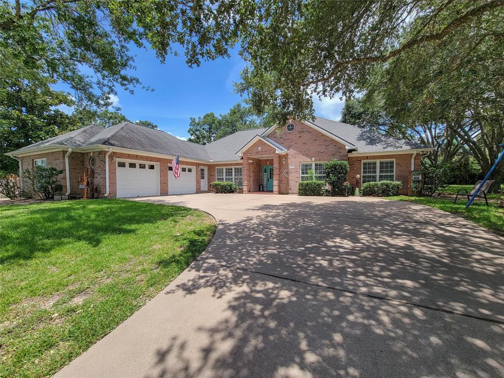 200 Duerr Dr, Bellville, Texas image 2