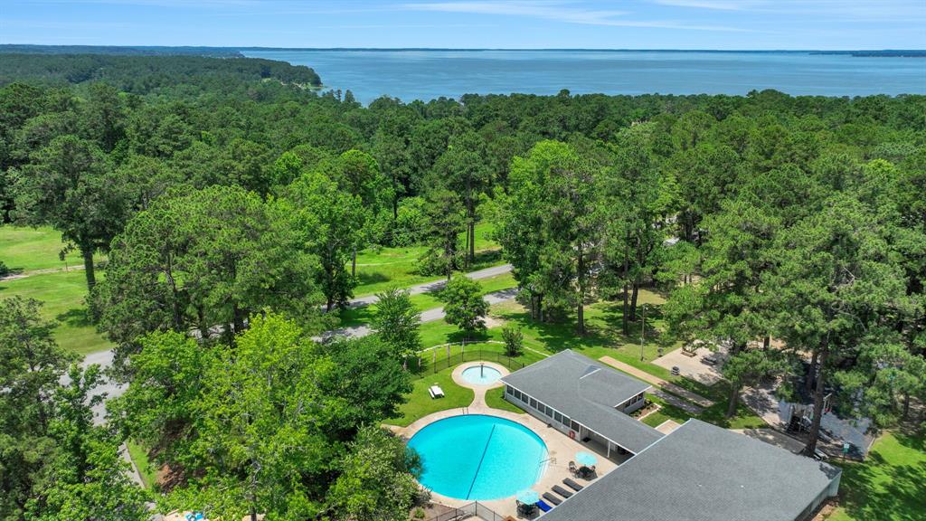 91 S Fairway Loop, Coldspring, Texas image 17