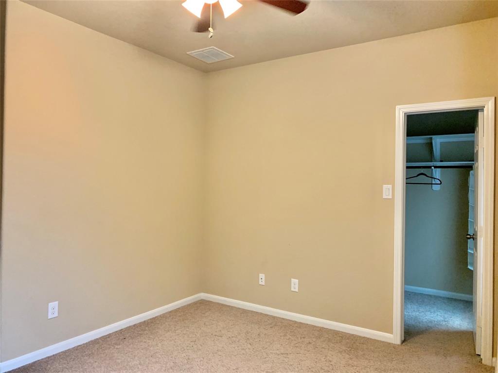 2706 Mystic Cove Lane, Pearland, Texas image 35