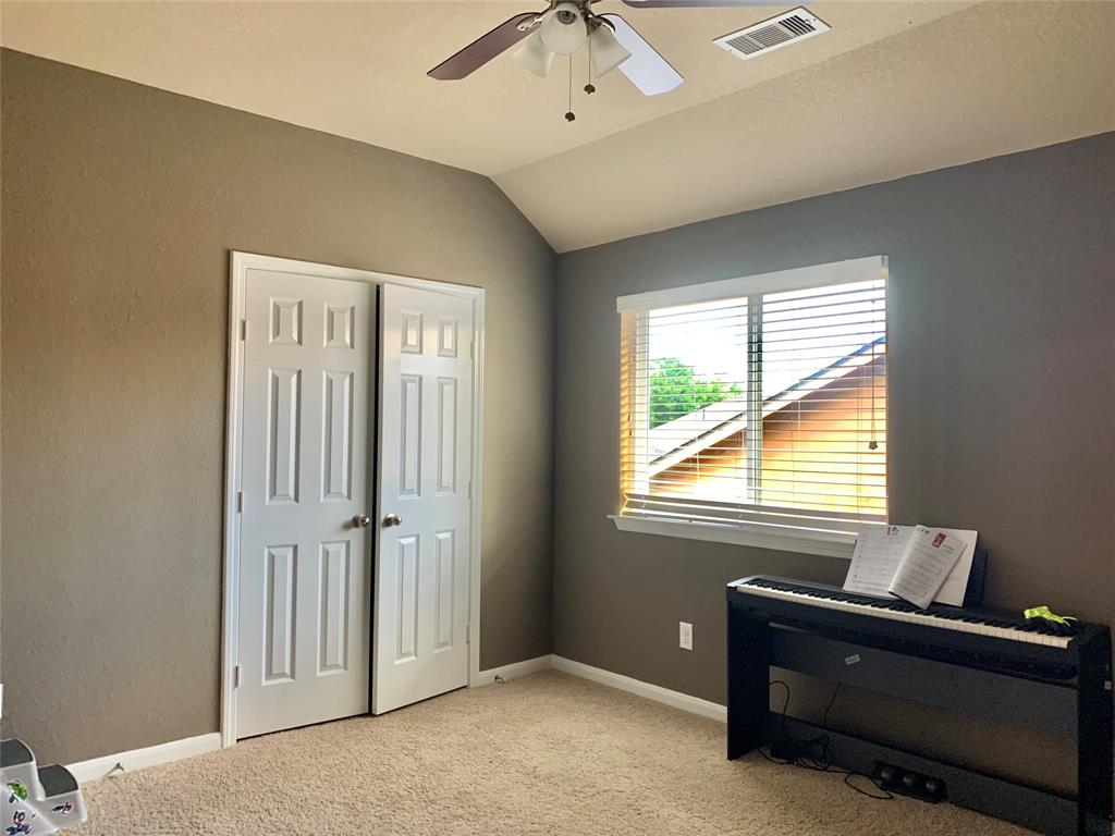 2706 Mystic Cove Lane, Pearland, Texas image 38