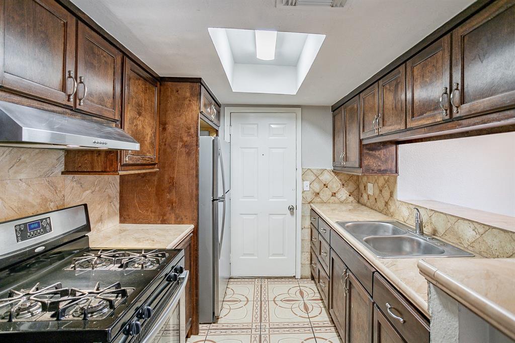 7510 Salge Drive, Houston, Texas image 7