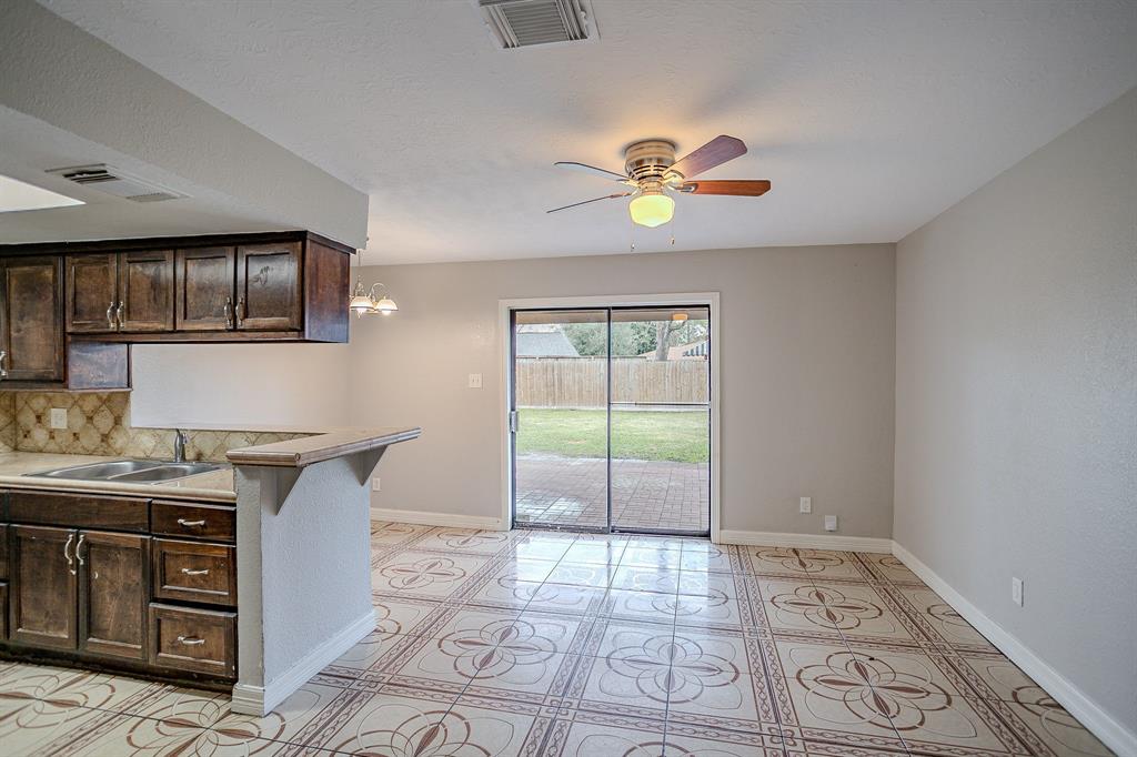 7510 Salge Drive, Houston, Texas image 3