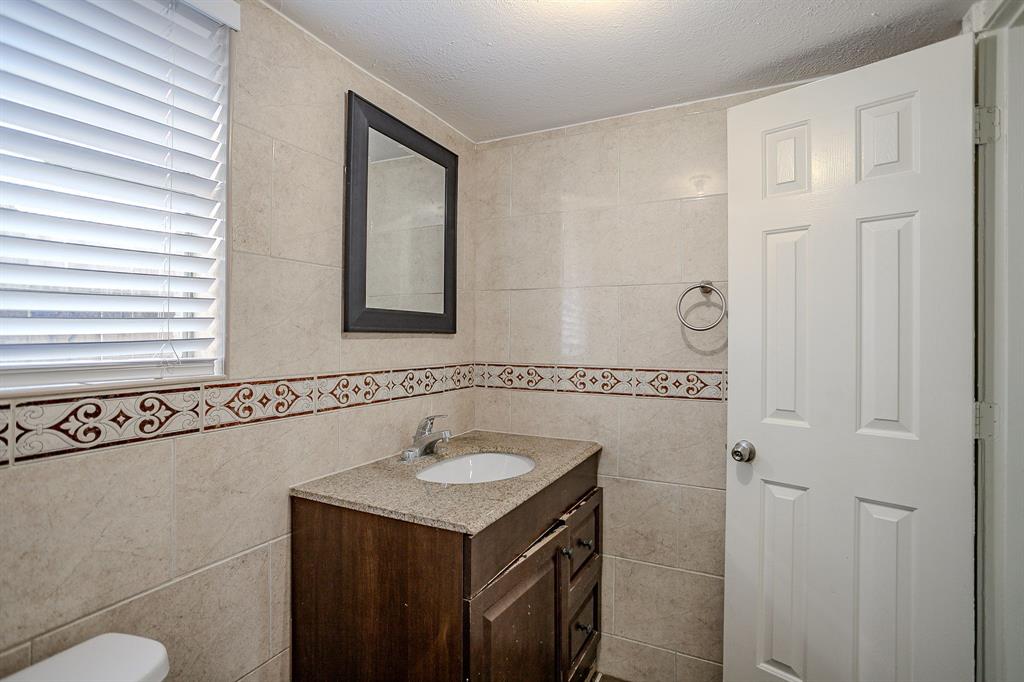 7510 Salge Drive, Houston, Texas image 16