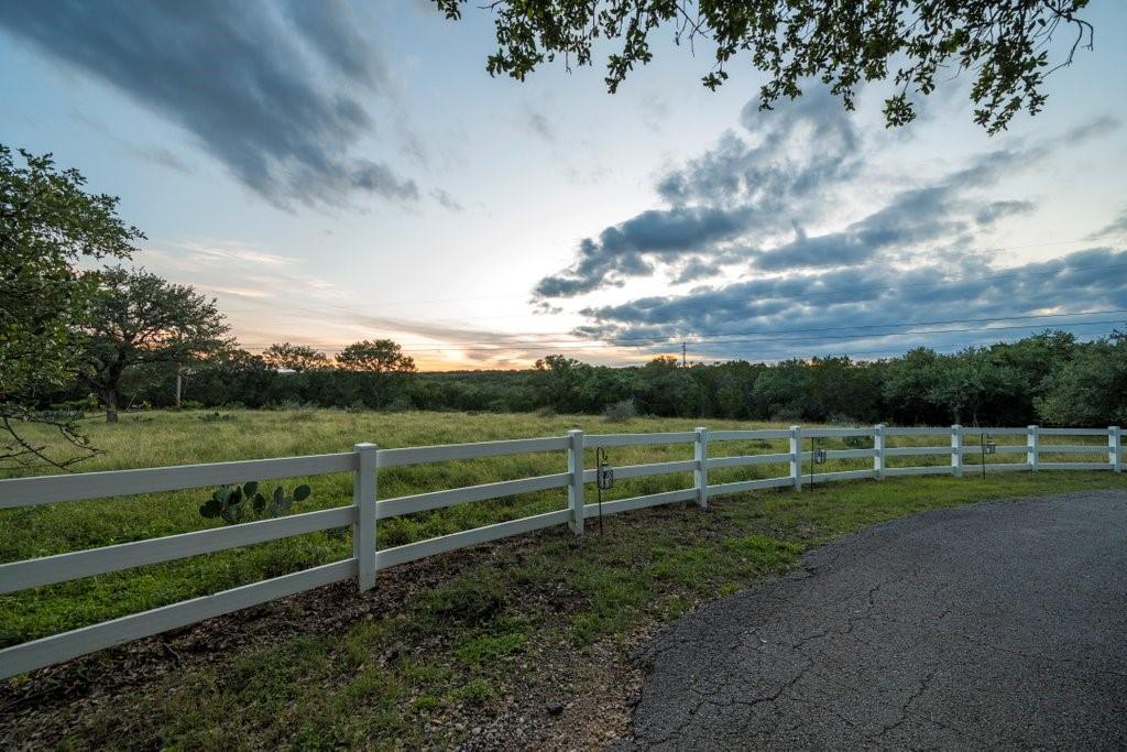 2800 Great Oaks Drive, San Marcos, Texas image 36